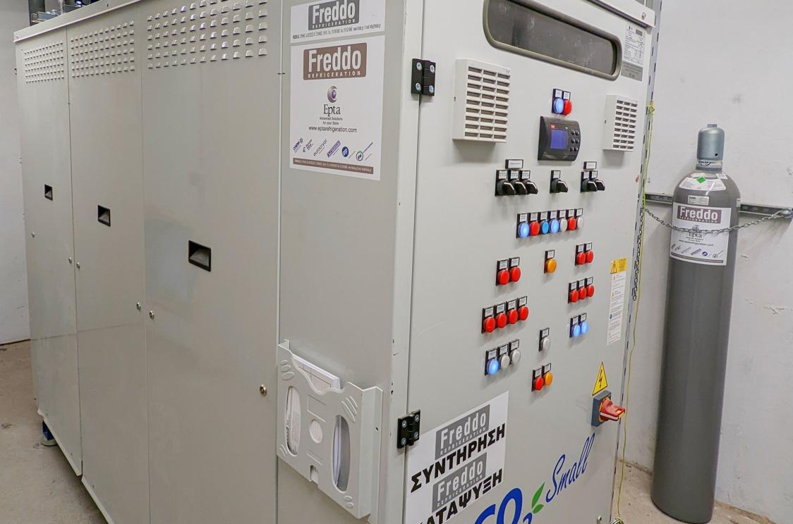 Sklavenitis_Display_Refrigerators