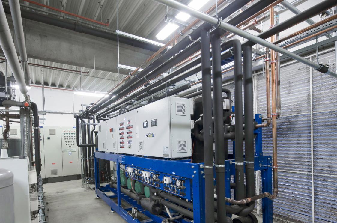 auchan-hypermarket-savoya-park